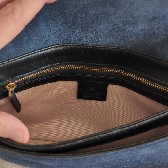 Gucci suede crossbody bag - Picture 7 of 11